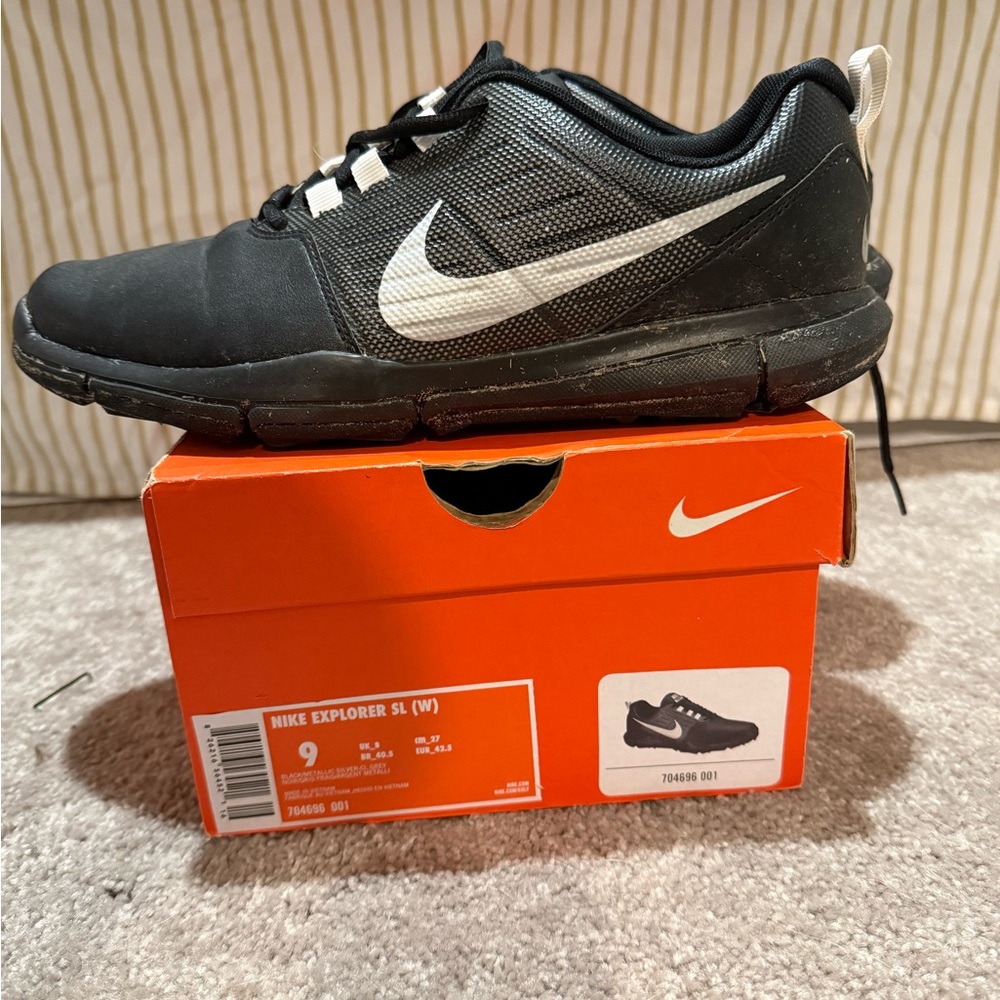 Nike Black and White Explorer SL (W) Golf Shoes
